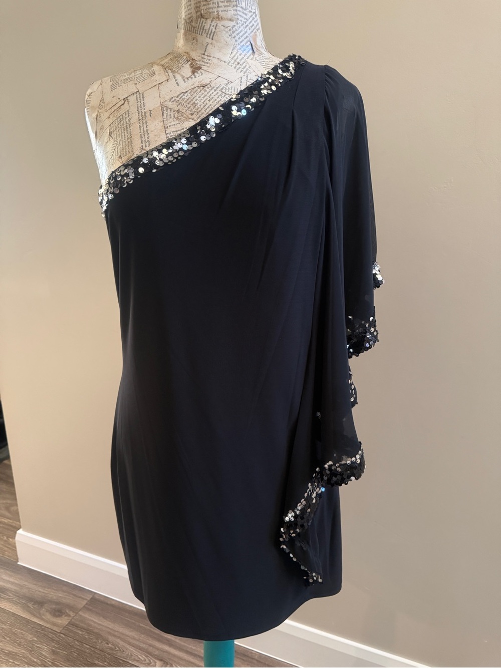 Black One-Shoulder Sequin-Trim Cocktail Dress